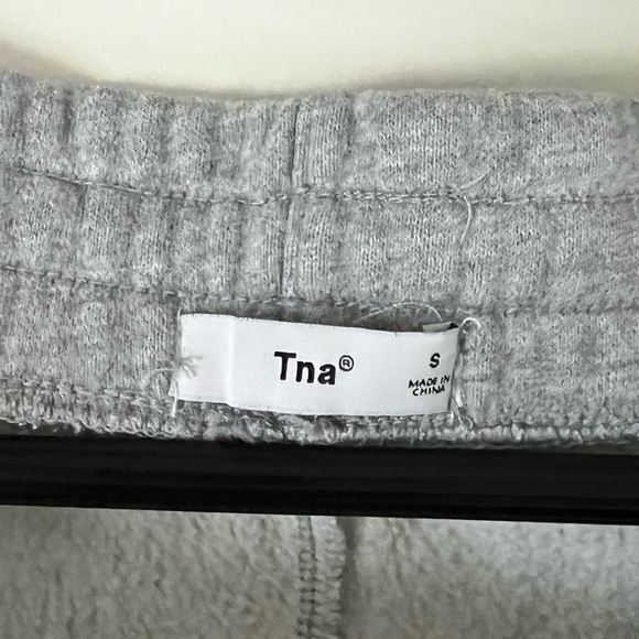TNA grey ladies jogger - Picture 2 of 2
